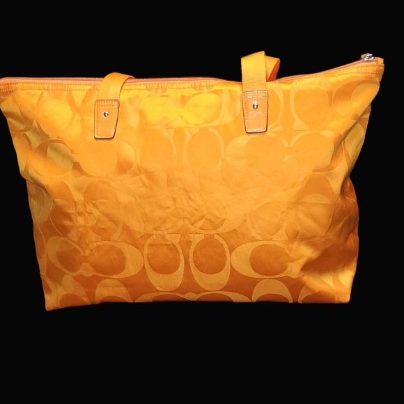 SET OF 5 COACH NYLON WEEKENDERS - Picture 5 of 16